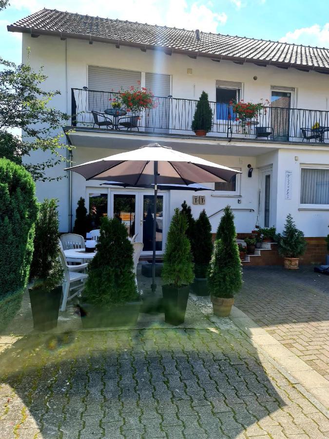Pension Villaggio Mertesheim Luaran gambar